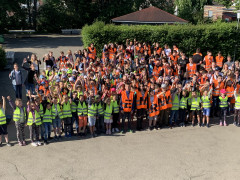 Schüler aus Zimmern beteiligten sich an der ENRW-Dorfputzete 2019.