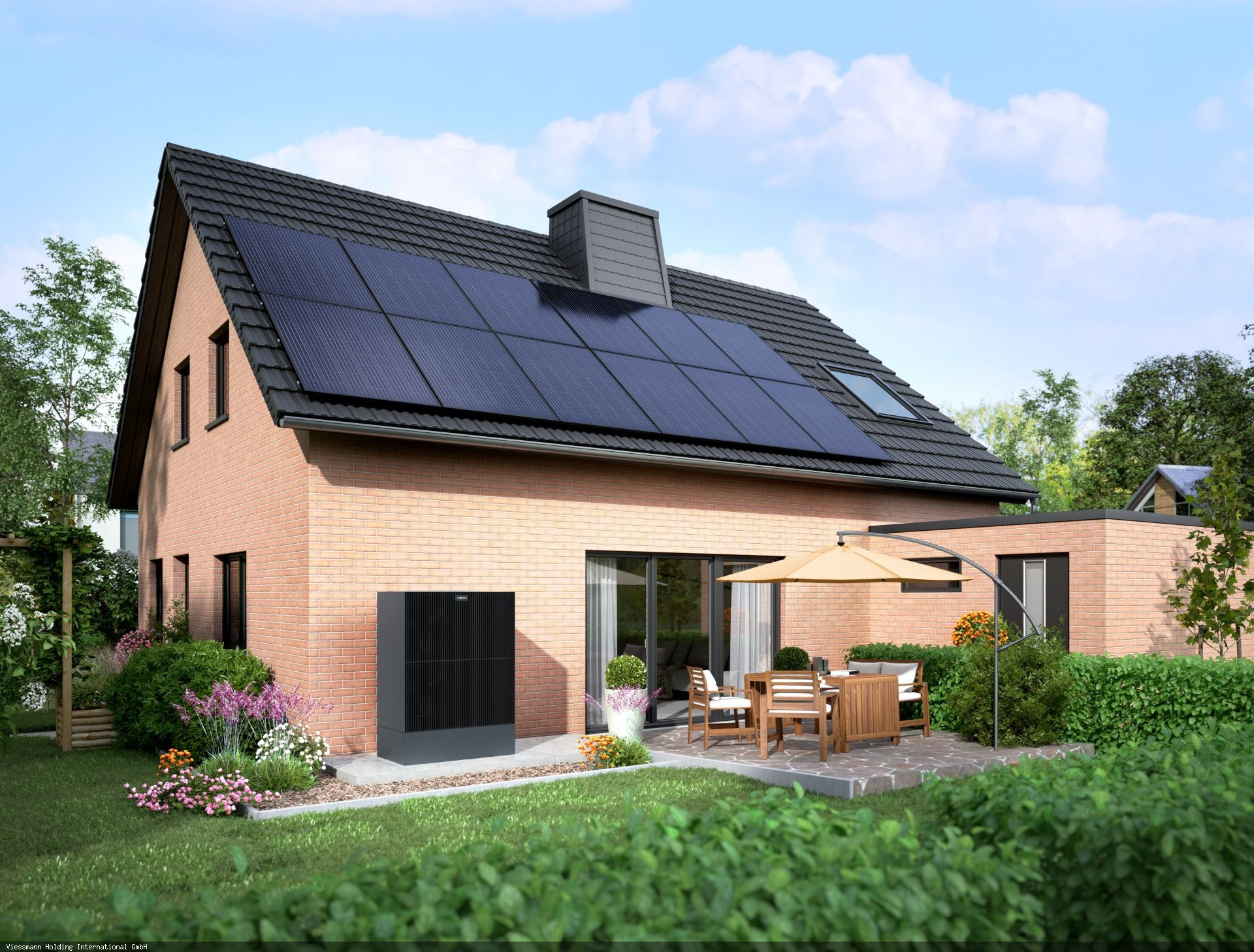 Beispielgrafik einer Viessmann-Wärmepumpe vor einem Einfamilienhaus mit PV-Anlage.