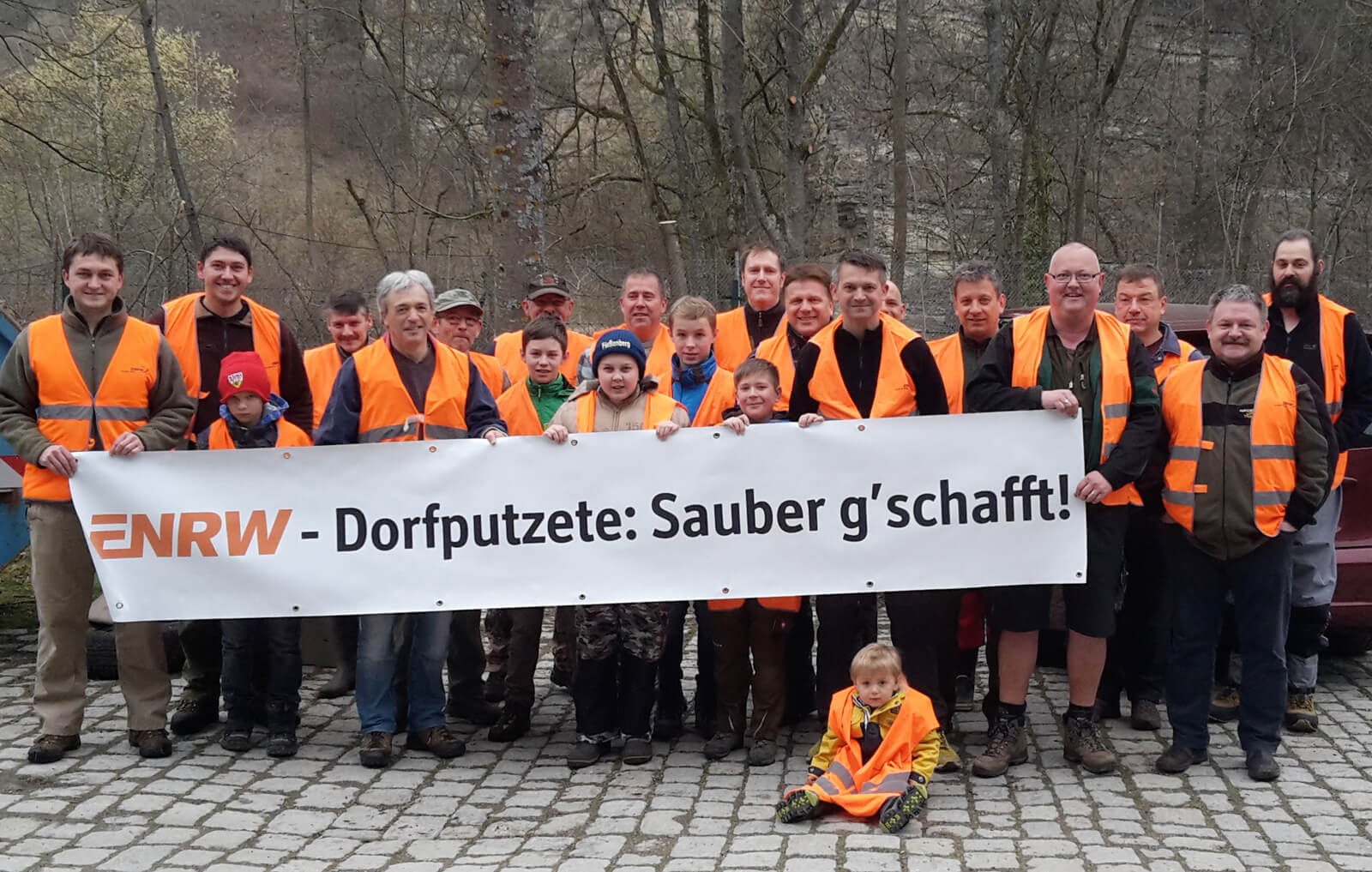 Rottweiler Sportangler sammelten Müll am Neckar 